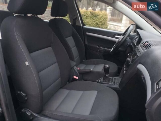 Чорний Шкода Октавія, об'ємом двигуна 1.6 л та пробігом 201 тис. км за 5800 $, фото 32 на Automoto.ua