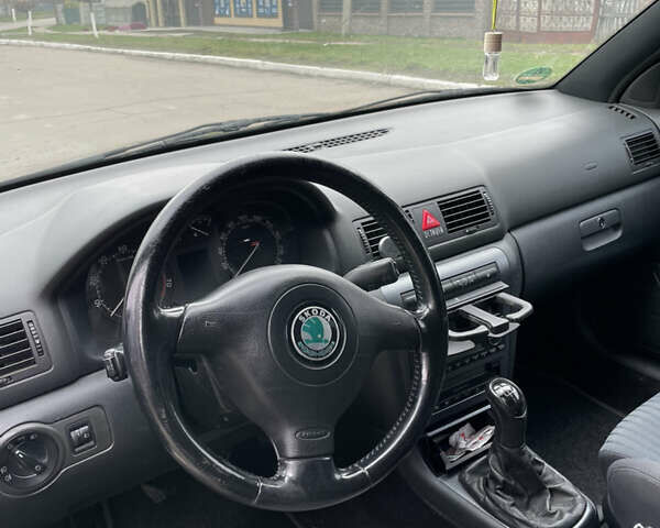 Чорний Шкода Октавія, об'ємом двигуна 1.6 л та пробігом 223 тис. км за 6300 $, фото 7 на Automoto.ua