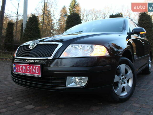 Черный Шкода Октавия, объемом двигателя 1.6 л и пробегом 215 тыс. км за 6390 $, фото 9 на Automoto.ua