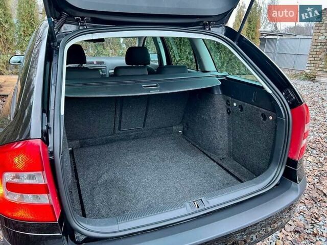Чорний Шкода Октавія, об'ємом двигуна 1.8 л та пробігом 182 тис. км за 5999 $, фото 139 на Automoto.ua