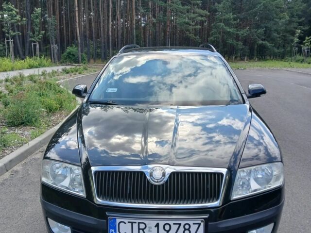 Черный Шкода Октавия, объемом двигателя 1.9 л и пробегом 219 тыс. км за 1750 $, фото 1 на Automoto.ua