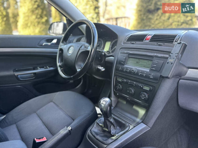 Чорний Шкода Октавія, об'ємом двигуна 1.8 л та пробігом 220 тис. км за 6590 $, фото 106 на Automoto.ua