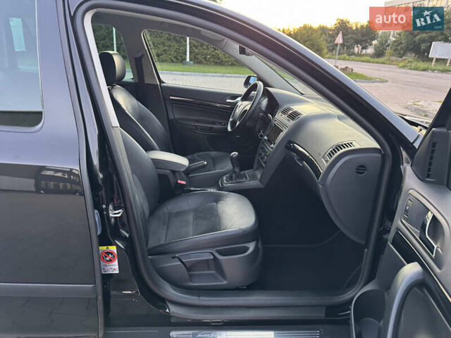 Чорний Шкода Октавія, об'ємом двигуна 1.8 л та пробігом 212 тис. км за 7750 $, фото 63 на Automoto.ua