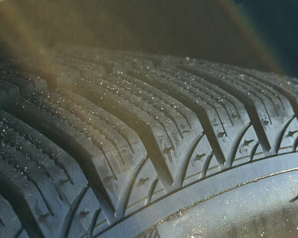 Черный Шкода Октавия, объемом двигателя 1.97 л и пробегом 293 тыс. км за 7100 $, фото 10 на Automoto.ua