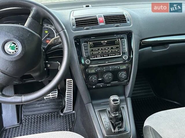 Черный Шкода Октавия, объемом двигателя 1.97 л и пробегом 265 тыс. км за 7350 $, фото 24 на Automoto.ua