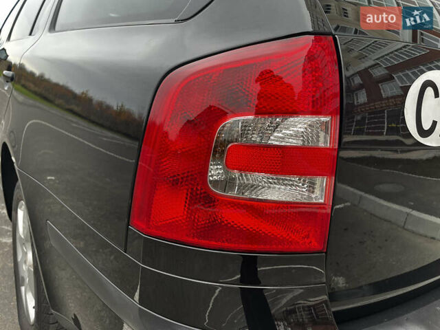 Чорний Шкода Октавія, об'ємом двигуна 1.8 л та пробігом 149 тис. км за 7399 $, фото 18 на Automoto.ua