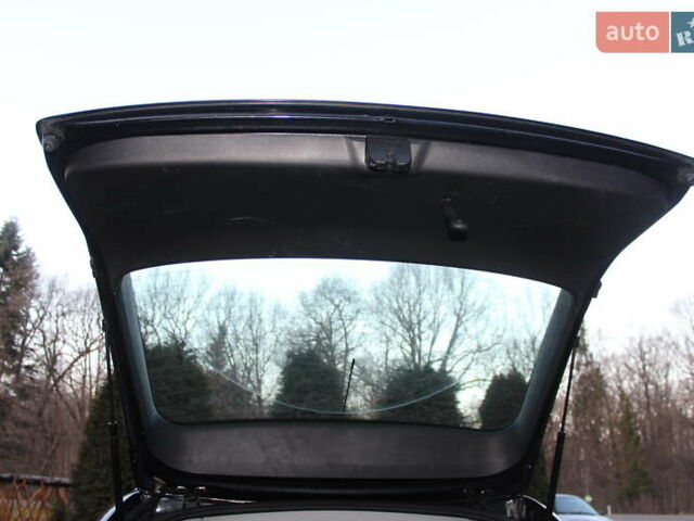 Черный Шкода Октавия, объемом двигателя 1.6 л и пробегом 215 тыс. км за 6390 $, фото 114 на Automoto.ua