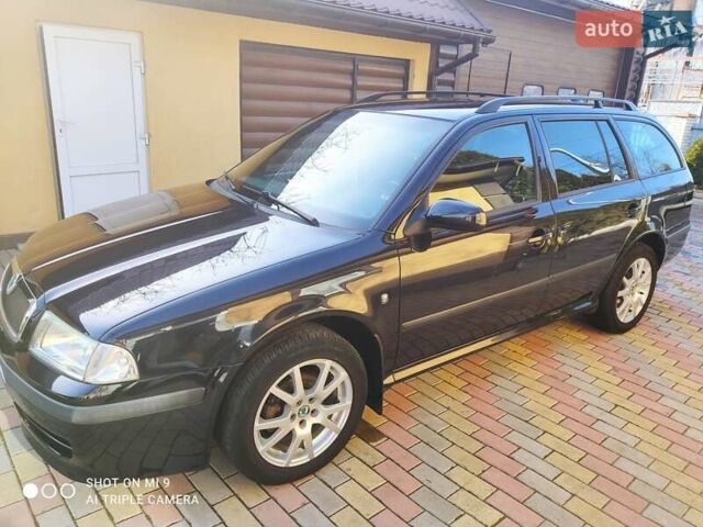 Черный Шкода Октавия, объемом двигателя 1.6 л и пробегом 170 тыс. км за 6200 $, фото 5 на Automoto.ua