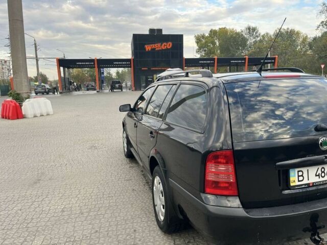Черный Шкода Октавия, объемом двигателя 1.6 л и пробегом 270 тыс. км за 4500 $, фото 4 на Automoto.ua
