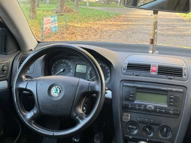 Шкода Октавия 2008 в Киеве на Automoto.ua Черный Шкода Октавия, объемом двигателя 1.9 л и пробегом 250 тыс. км за 2650 $, фото 4 на Automoto.ua