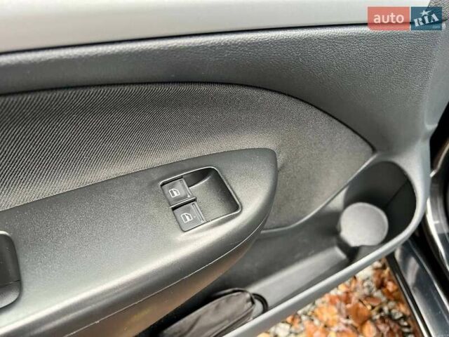 Черный Шкода Октавия, объемом двигателя 1.6 л и пробегом 198 тыс. км за 6700 $, фото 72 на Automoto.ua