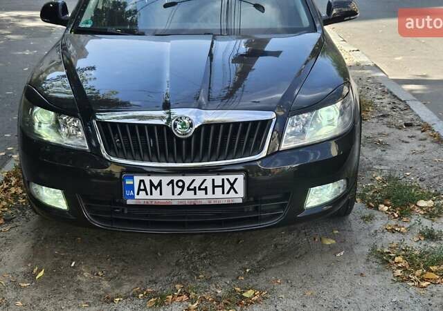 Чорний Шкода Октавія, об'ємом двигуна 1.8 л та пробігом 216 тис. км за 7700 $, фото 12 на Automoto.ua