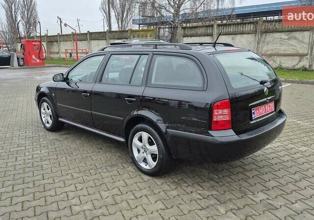 Чорний Шкода Октавія, об'ємом двигуна 1.6 л та пробігом 197 тис. км за 5900 $, фото 7 на Automoto.ua