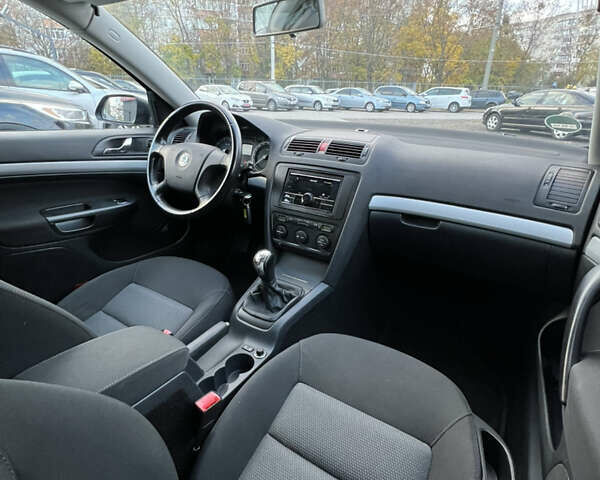 Чорний Шкода Октавія, об'ємом двигуна 1.6 л та пробігом 210 тис. км за 6900 $, фото 17 на Automoto.ua