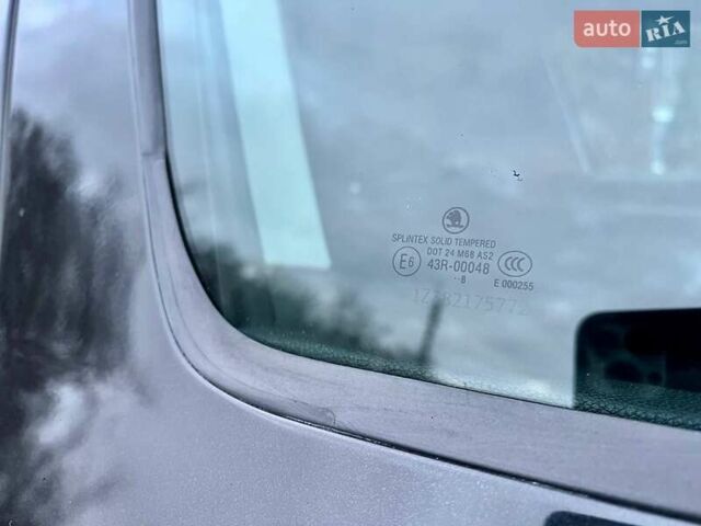 Чорний Шкода Октавія, об'ємом двигуна 1.8 л та пробігом 182 тис. км за 5999 $, фото 159 на Automoto.ua