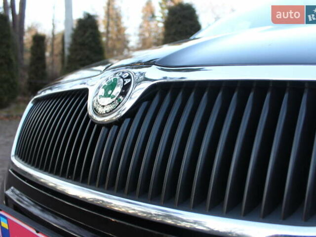 Черный Шкода Октавия, объемом двигателя 1.6 л и пробегом 215 тыс. км за 6390 $, фото 23 на Automoto.ua