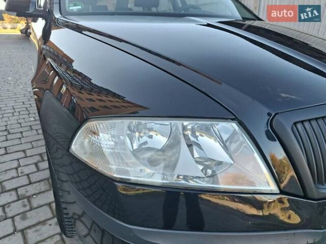 Черный Шкода Октавия, объемом двигателя 1.8 л и пробегом 262 тыс. км за 6300 $, фото 18 на Automoto.ua