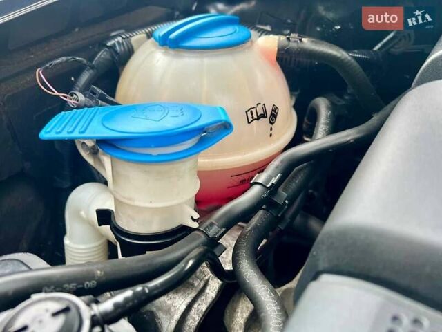 Черный Шкода Октавия, объемом двигателя 1.6 л и пробегом 198 тыс. км за 6700 $, фото 63 на Automoto.ua