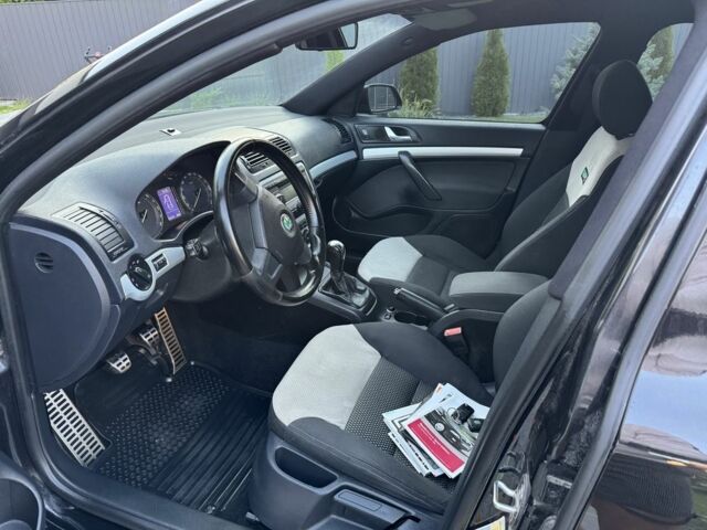 Черный Шкода Октавия, объемом двигателя 2 л и пробегом 280 тыс. км за 7000 $, фото 4 на Automoto.ua