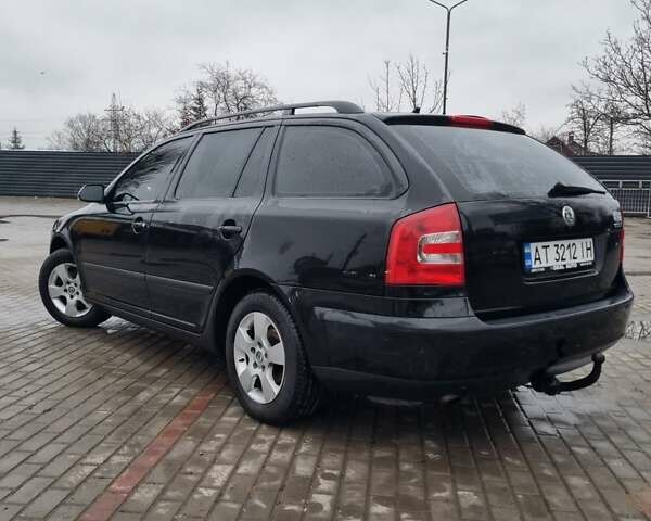 Черный Шкода Октавия, объемом двигателя 1.6 л и пробегом 214 тыс. км за 7499 $, фото 3 на Automoto.ua