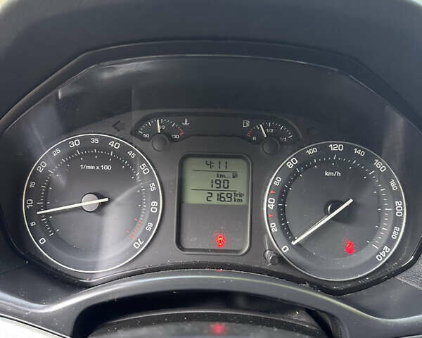 Черный Шкода Октавия, объемом двигателя 1.6 л и пробегом 204 тыс. км за 6450 $, фото 20 на Automoto.ua