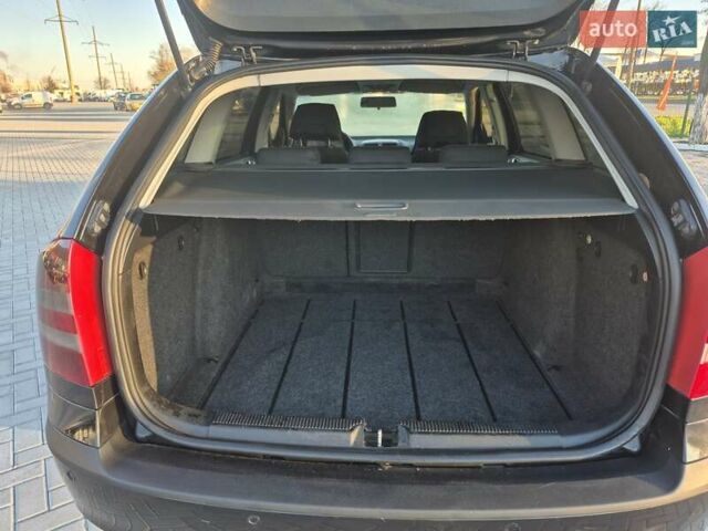 Чорний Шкода Октавія, об'ємом двигуна 1.97 л та пробігом 272 тис. км за 6500 $, фото 4 на Automoto.ua