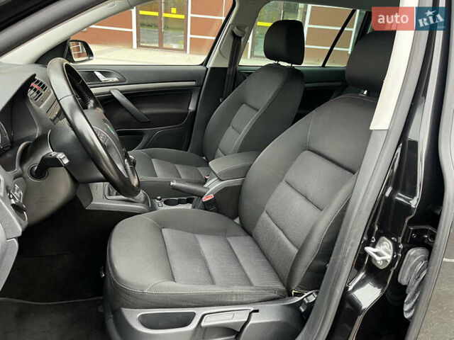 Черный Шкода Октавия, объемом двигателя 1.8 л и пробегом 149 тыс. км за 7399 $, фото 46 на Automoto.ua