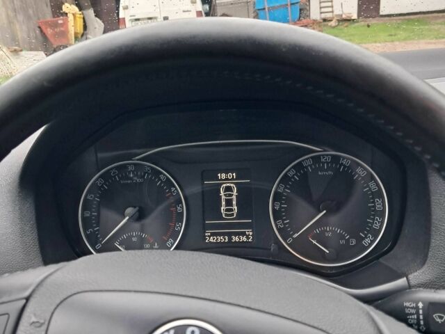 Чорний Шкода Октавія, об'ємом двигуна 1.9 л та пробігом 242 тис. км за 7000 $, фото 9 на Automoto.ua