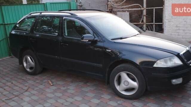 Черный Шкода Октавия, объемом двигателя 1.9 л и пробегом 355 тыс. км за 5100 $, фото 1 на Automoto.ua