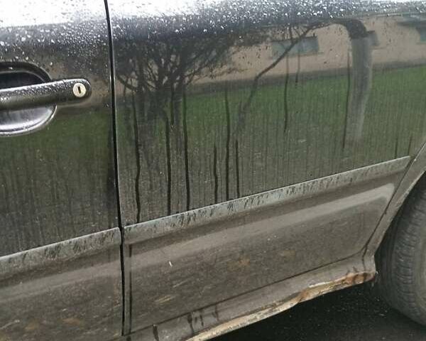 Чорний Шкода Октавія, об'ємом двигуна 1.6 л та пробігом 301 тис. км за 4900 $, фото 2 на Automoto.ua