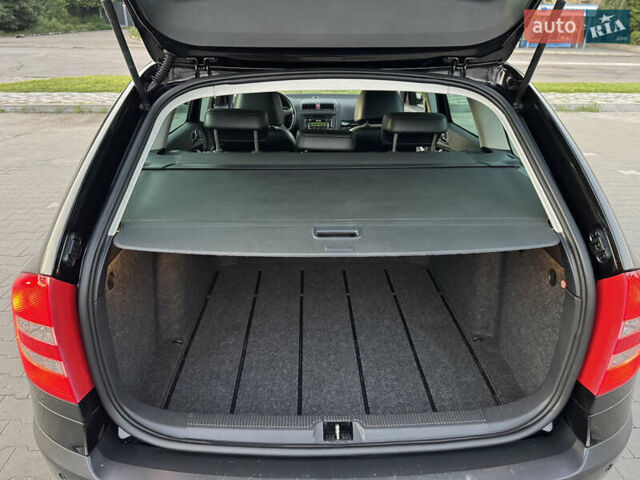 Чорний Шкода Октавія, об'ємом двигуна 1.8 л та пробігом 212 тис. км за 7750 $, фото 55 на Automoto.ua