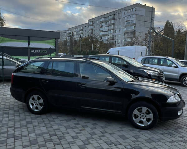 Чорний Шкода Октавія, об'ємом двигуна 1.6 л та пробігом 210 тис. км за 6900 $, фото 6 на Automoto.ua