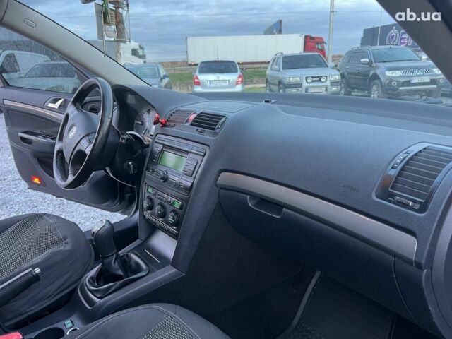 Чорний Шкода Октавія, об'ємом двигуна 2 л та пробігом 307 тис. км за 6990 $, фото 37 на Automoto.ua