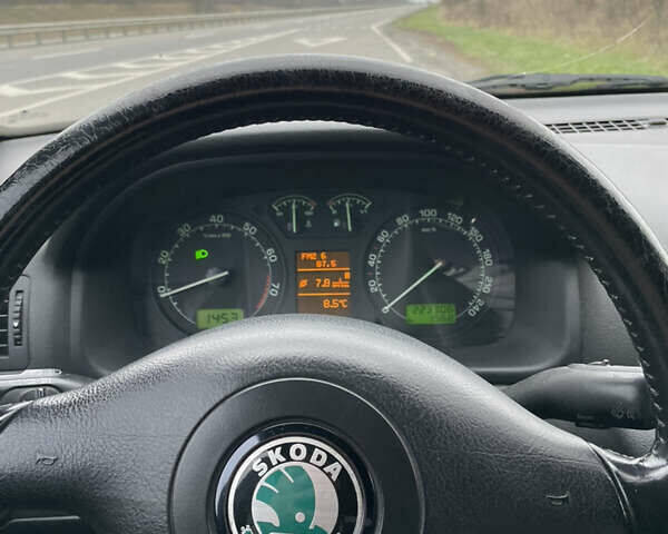 Чорний Шкода Октавія, об'ємом двигуна 1.6 л та пробігом 223 тис. км за 6300 $, фото 10 на Automoto.ua