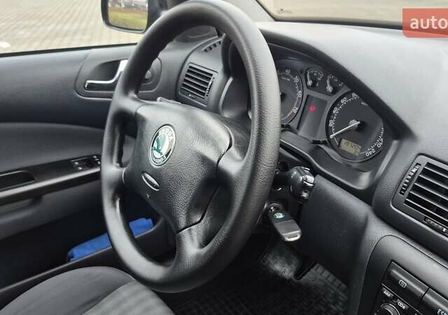 Чорний Шкода Октавія, об'ємом двигуна 1.6 л та пробігом 197 тис. км за 5900 $, фото 21 на Automoto.ua