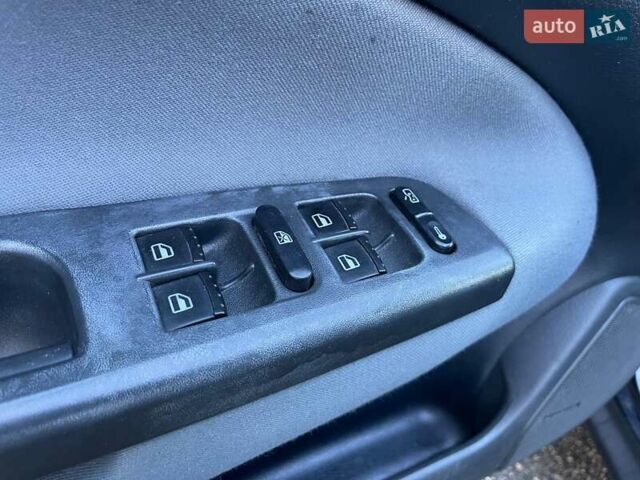 Шкода Октавия 2008 в Киеве на Automoto.ua Черный Шкода Октавия, объемом двигателя 1.6 л и пробегом 250 тыс. км за 6490 $, фото 15 на Automoto.ua