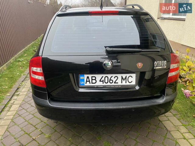 Черный Шкода Октавия, объемом двигателя 1.6 л и пробегом 230 тыс. км за 6800 $, фото 6 на Automoto.ua