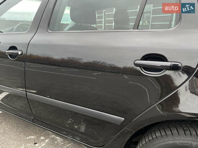 Чорний Шкода Октавія, об'ємом двигуна 1.8 л та пробігом 149 тис. км за 7399 $, фото 12 на Automoto.ua