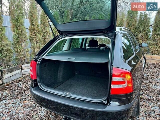 Чорний Шкода Октавія, об'ємом двигуна 1.8 л та пробігом 182 тис. км за 5999 $, фото 135 на Automoto.ua
