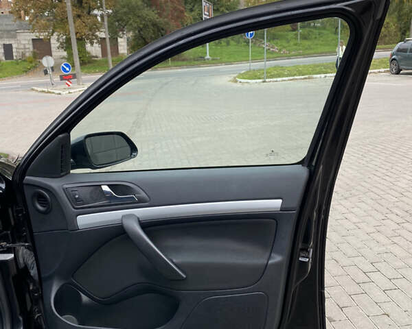 Чорний Шкода Октавія, об'ємом двигуна 1.8 л та пробігом 207 тис. км за 6600 $, фото 27 на Automoto.ua