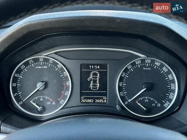 Черный Шкода Октавия, объемом двигателя 1.97 л и пробегом 293 тыс. км за 7100 $, фото 11 на Automoto.ua