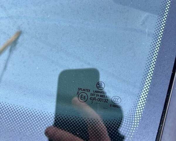 Черный Шкода Октавия, объемом двигателя 1.6 л и пробегом 189 тыс. км за 6200 $, фото 47 на Automoto.ua