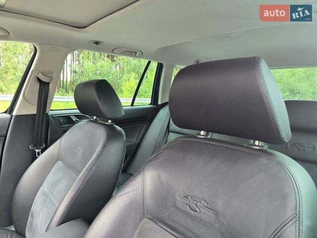 Черный Шкода Октавия, объемом двигателя 2 л и пробегом 245 тыс. км за 9199 $, фото 42 на Automoto.ua