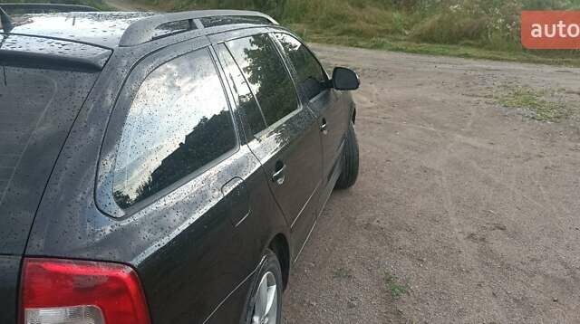 Черный Шкода Октавия, объемом двигателя 1.9 л и пробегом 300 тыс. км за 8000 $, фото 3 на Automoto.ua