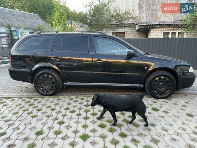 Черный Шкода Октавия, объемом двигателя 1.6 л и пробегом 231 тыс. км за 4999 $, фото 4 на Automoto.ua