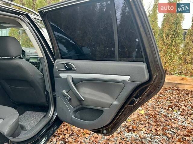 Черный Шкода Октавия, объемом двигателя 1.6 л и пробегом 198 тыс. км за 6700 $, фото 101 на Automoto.ua