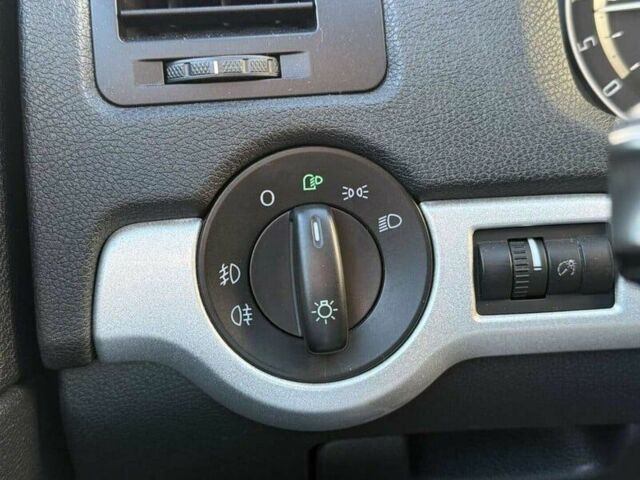 Черный Шкода Октавия, объемом двигателя 2 л и пробегом 254 тыс. км за 2200 $, фото 7 на Automoto.ua