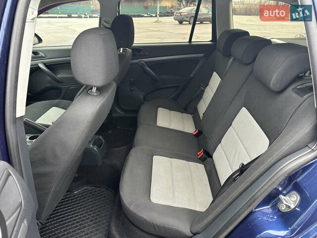 Черный Шкода Октавия, объемом двигателя 1.6 л и пробегом 246 тыс. км за 5500 $, фото 15 на Automoto.ua