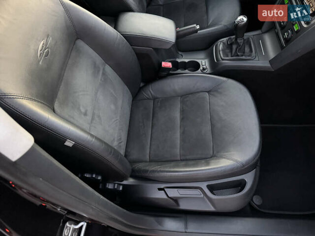 Чорний Шкода Октавія, об'ємом двигуна 1.8 л та пробігом 212 тис. км за 7750 $, фото 66 на Automoto.ua