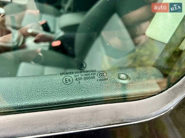 Черный Шкода Октавия, объемом двигателя 1.6 л и пробегом 198 тыс. км за 6700 $, фото 145 на Automoto.ua